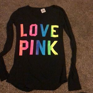 Long sleeve black shirt.